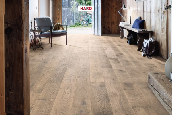 Landhausdiele Eiche Tabakgrau Sauvage retro strukturiert